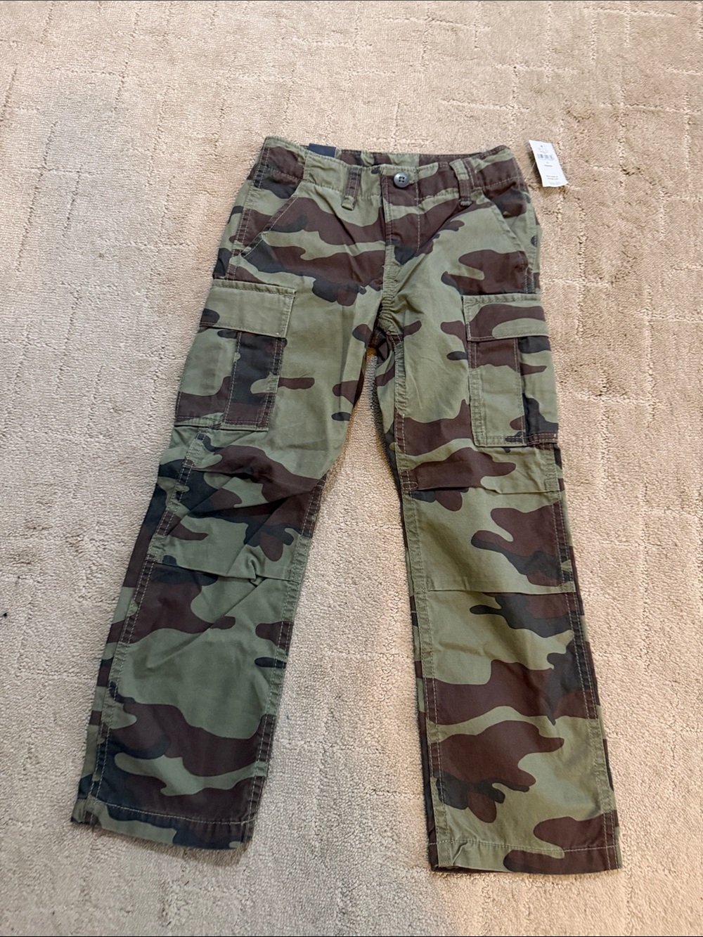 Gap boys Camouflage Cargo Pants size 6 NWT